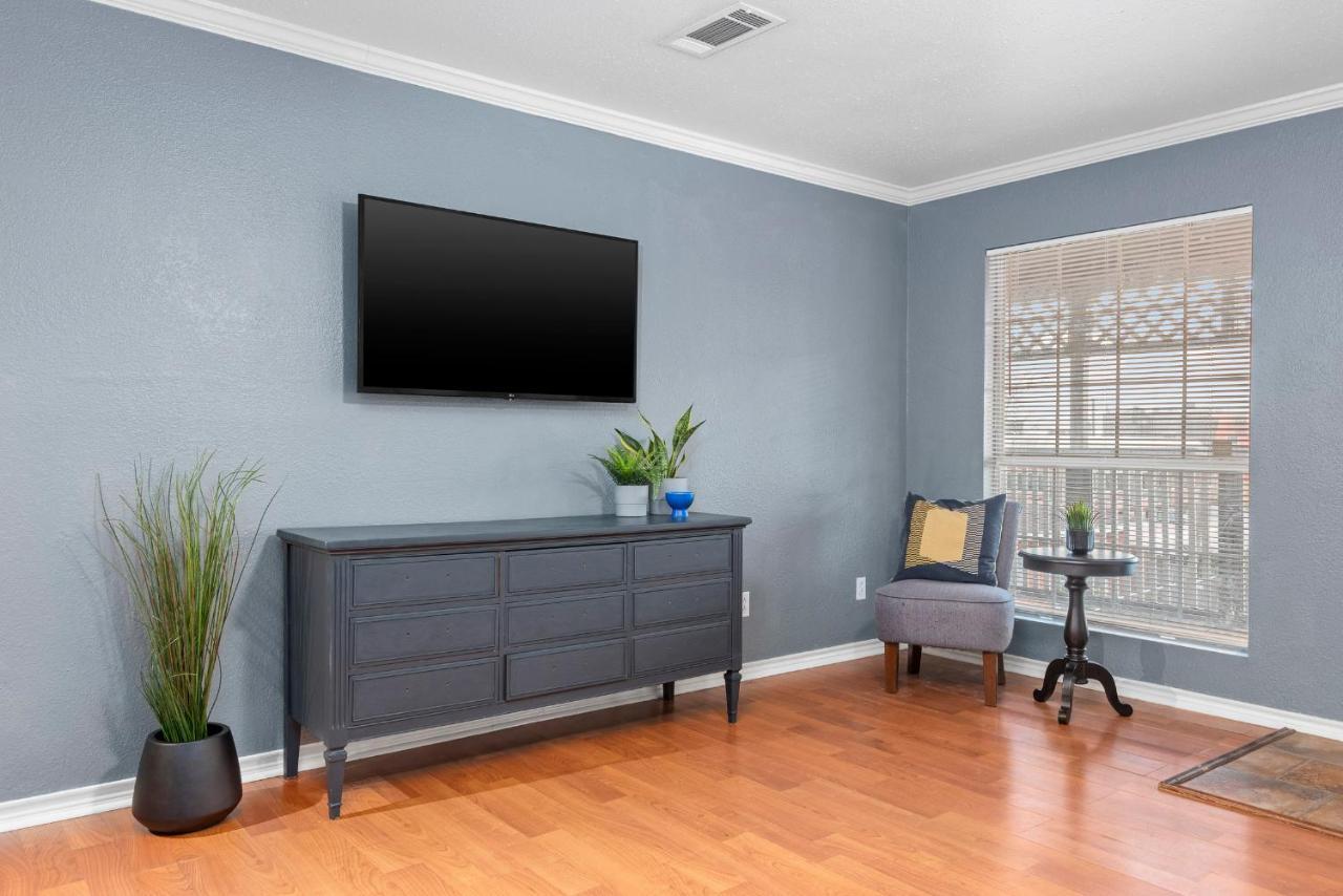 Sunnyside Retreat Appartement Bacliff Buitenkant foto